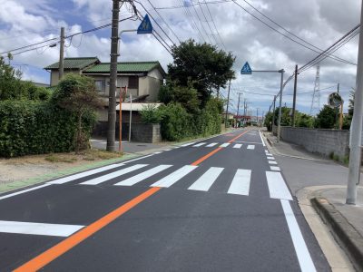 県単舗装道路修繕工事（江ケ崎）